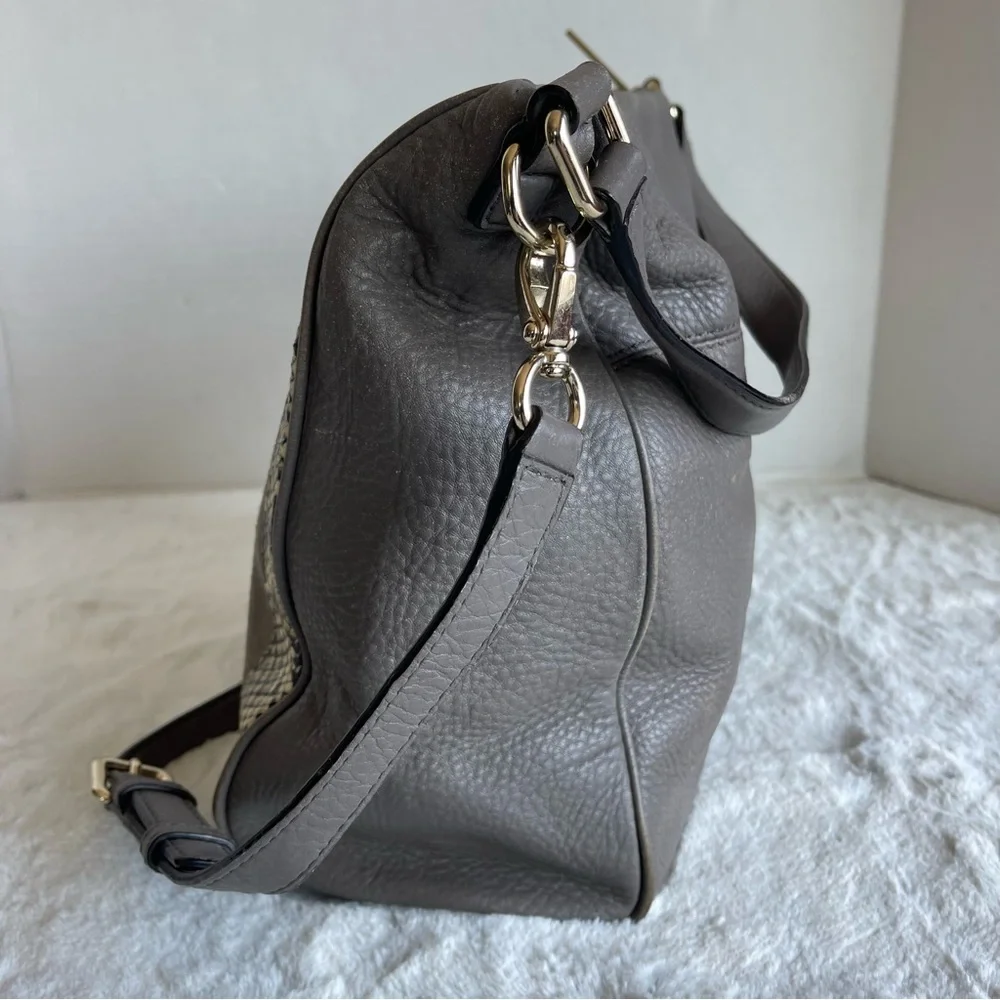 Kate Spade Gray Bag With Snake pattern . - Picture 5 of 17